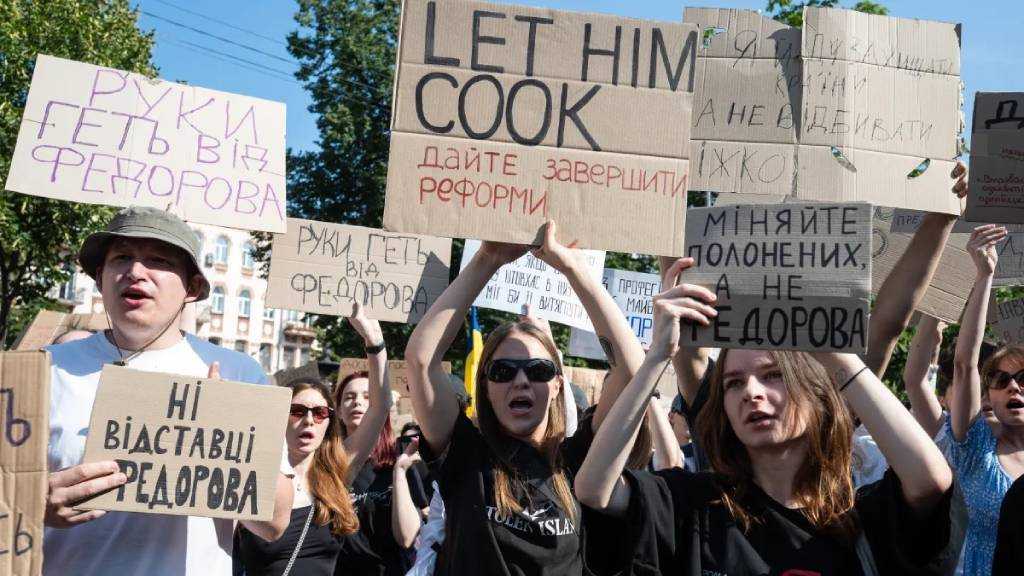Ukraine: Second Day of Protests Over Defense Shake-Up