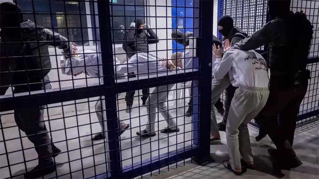 ’Israel’ Holds Around 40 Palestinian Journalists