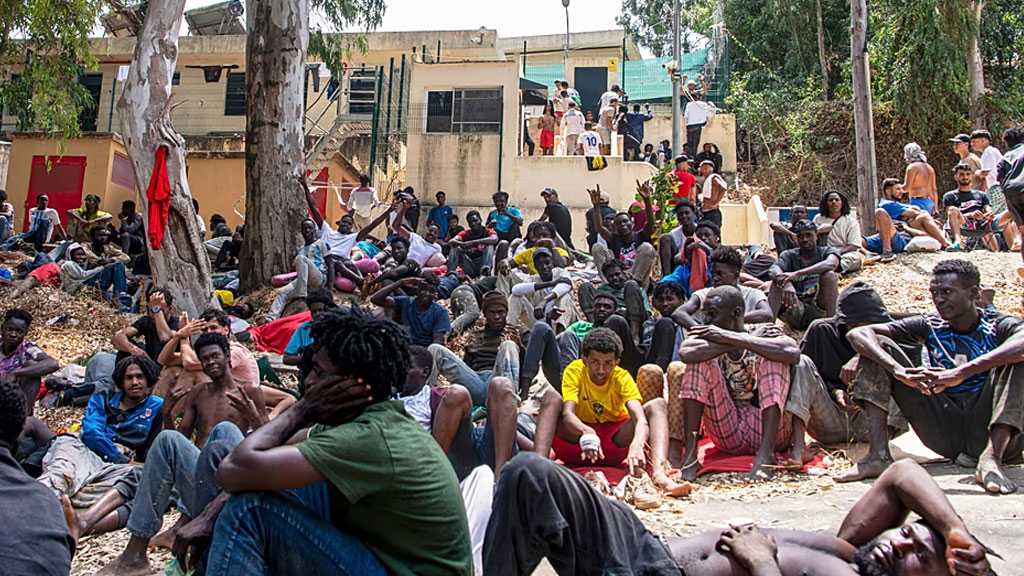 Infectious Diseases Reported Among Migrants in Overcrowded Spanish Enclave