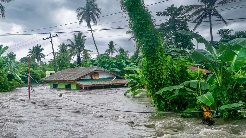 23 Killed as Monsoon Rains and Cyclones Trigger Floods, Landslides Across Philippines