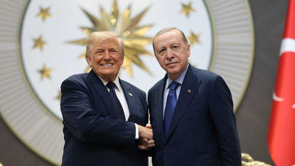 Erdogan Urges Trump to Revive Talks with Iran