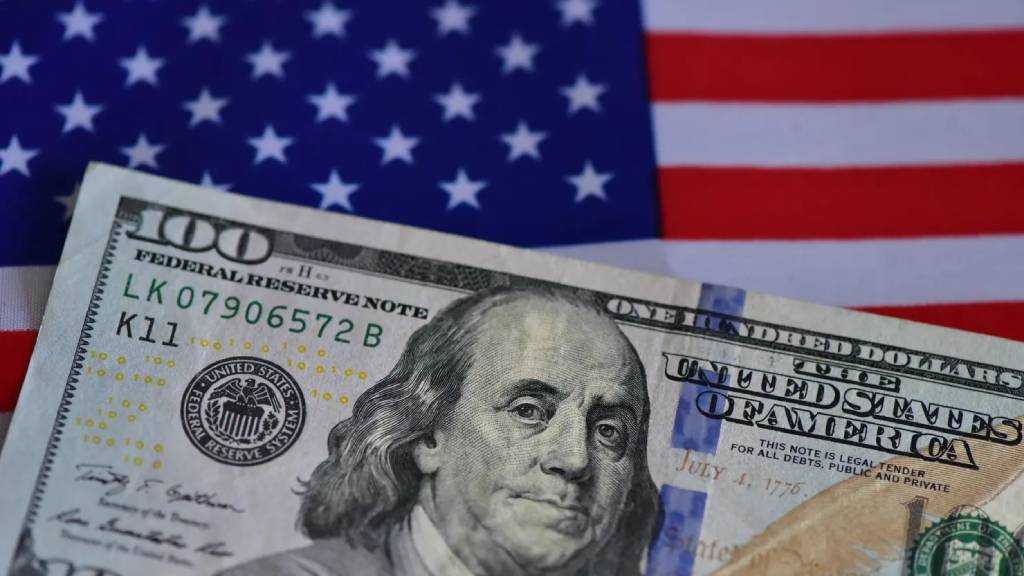 Dollar Slides to Three-Month Low as Treasury Moves to Contain Bond Selloff