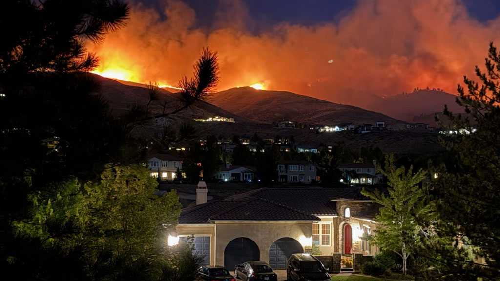 Human-Caused Hawk Fire Forces 42,000 to Evacuate in Nevada