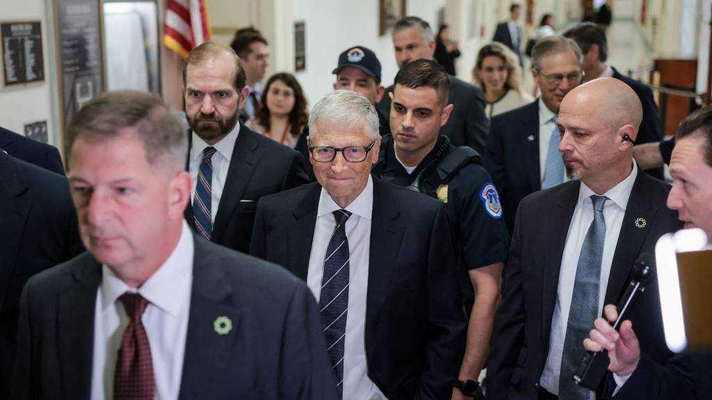 Bill Gates: Epstein Ties Were a “Huge Mistake,” Record is “Clear”