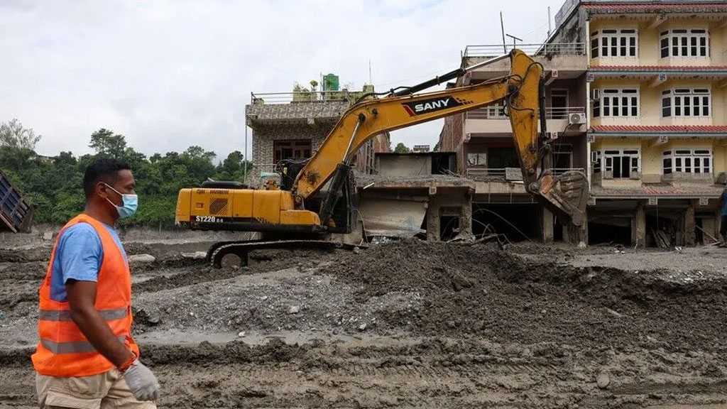 Nepal-China Flood Disaster Death Toll Reaches 919 as Thousands Remain Missing