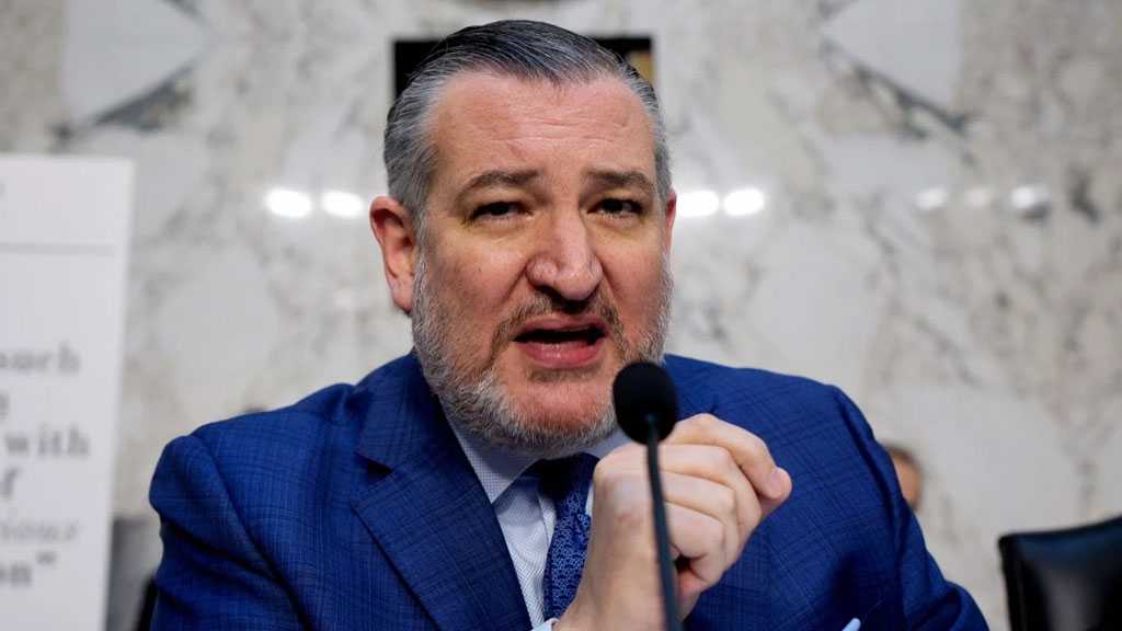 US Senator Calls on Trump Administration to Arm Iranian Protesters