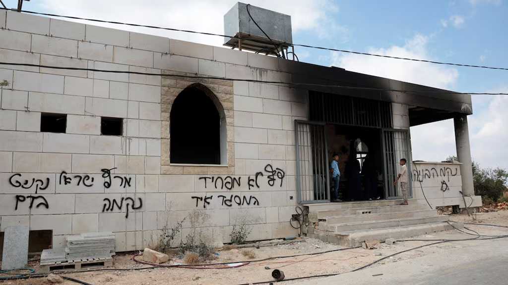 “Israeli” Settlers Attempt to Set Fire to West Bank Mosque
