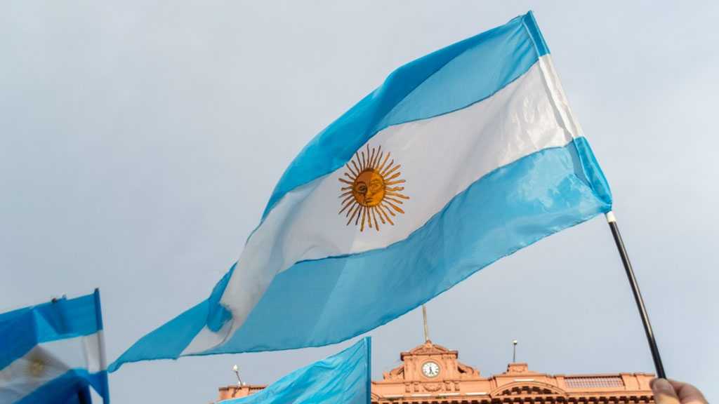 Argentina Targets 45 Entities in Falklands Oil Dispute