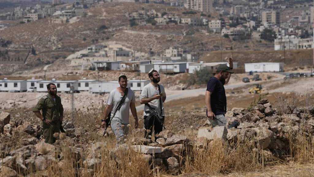 Palestinian Martyred in Settler Attack Near Qalqilya, Two Wounded