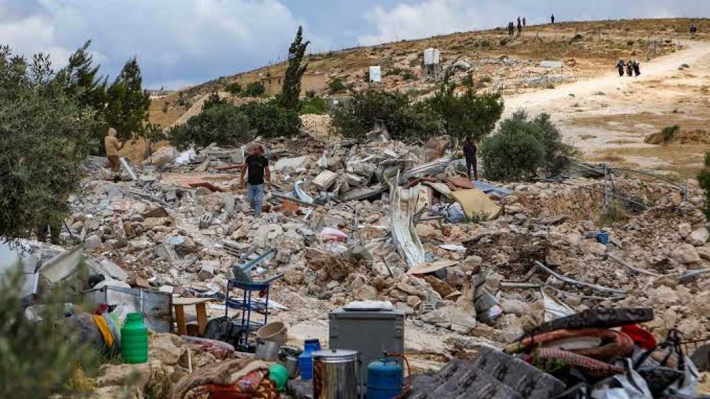 “Israeli” Forces Erase Palestinian Village in WB