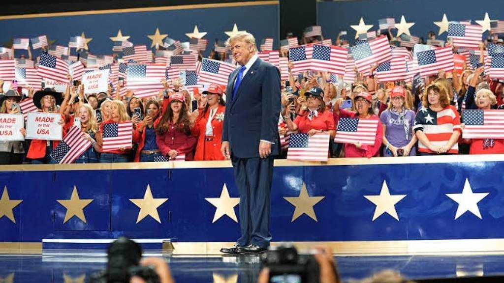 Trump Pitches $5,000 Payout as Republicans Brace for Midterms