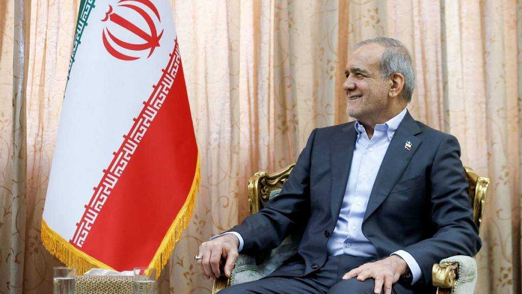 Pezeshkian: Iran will Neither Surrender nor Bow to US Bullying
