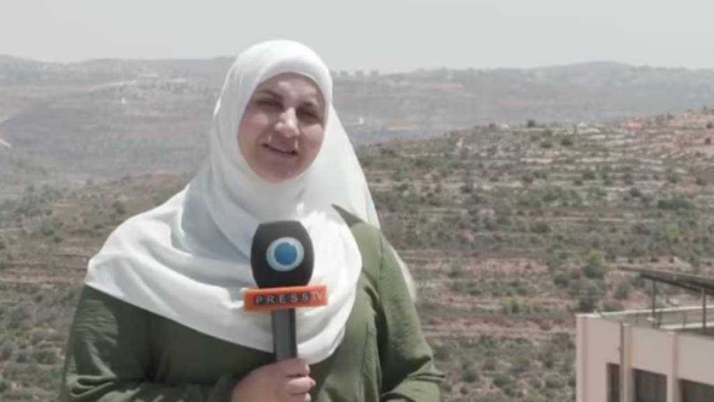 “Israeli” Occupation Court Extends Detention of Press TV Journalist 