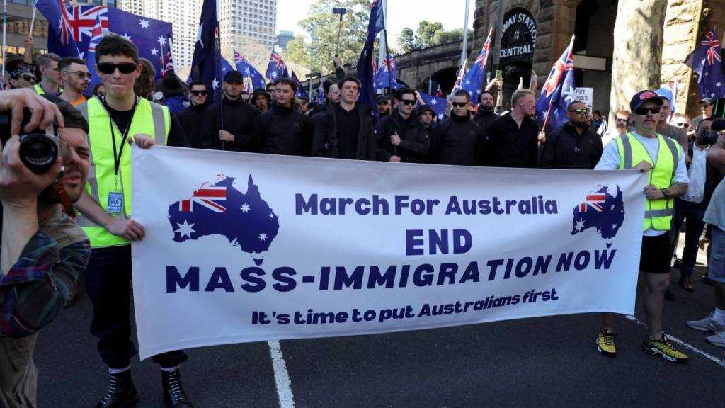  Australia Opposition Pledges Historic Immigration Cut
