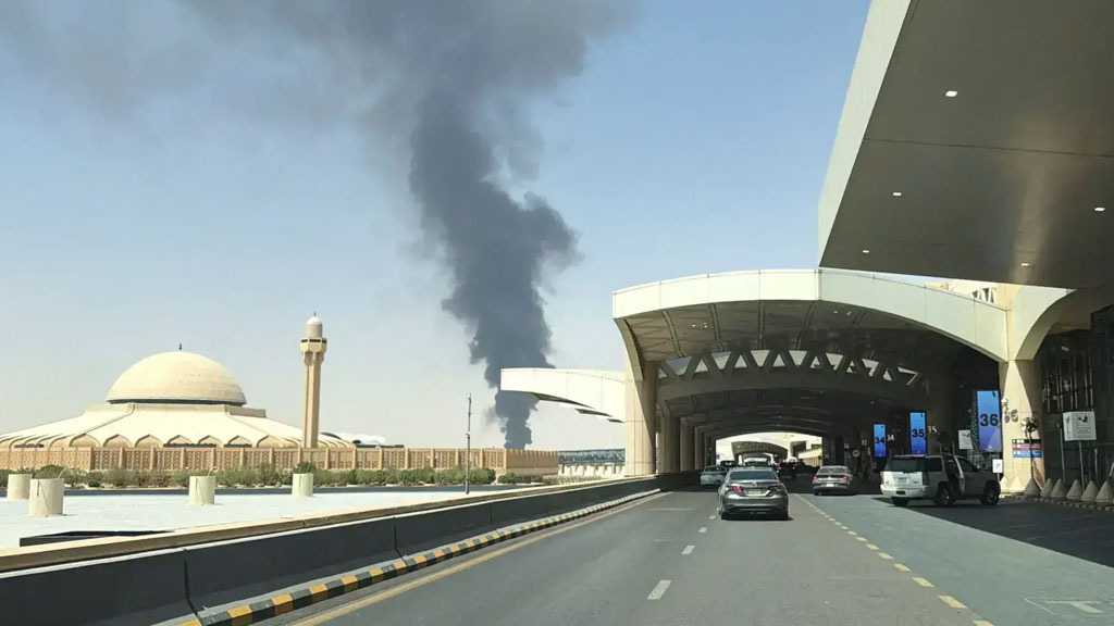  3 Killed, 36 Injured in Strikes Targeting Saudi Airports in Abha and Riyadh