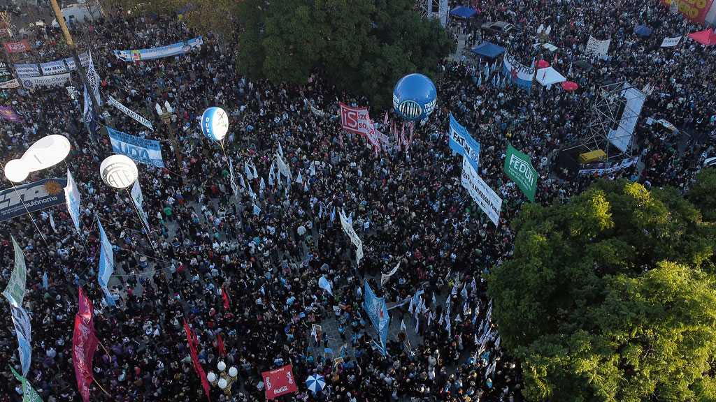 Thousands Take to the Streets in Argentina to Demand Funding for Public Universities
