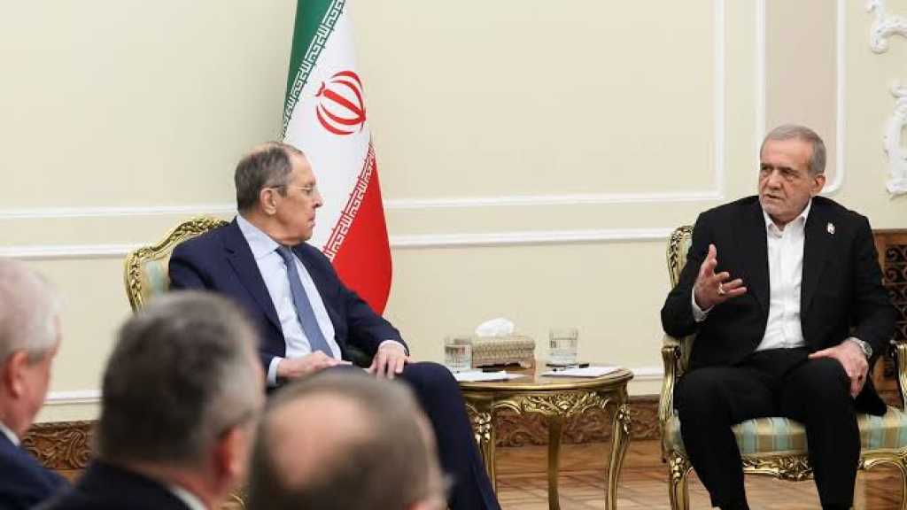  Pezeshkian Receives Lavrov: US Bases in Region Bring No Benefit, Only Fuel Insecurity