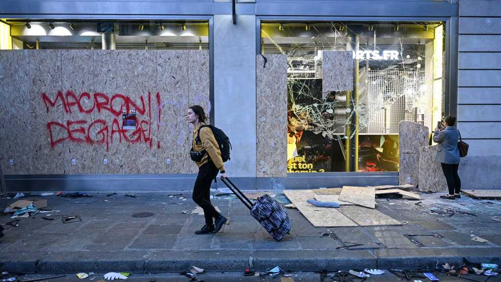  France Estimates Weekend Protest Damage Could Reach Hundreds of Millions of Euros