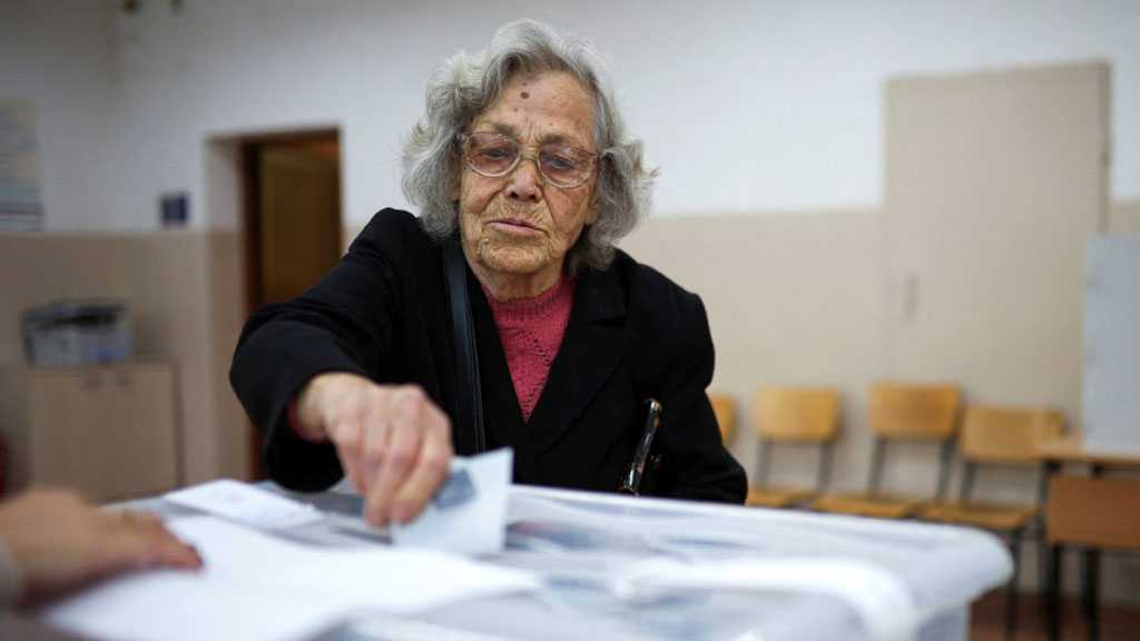 Bulgaria’s Presidential Race Heads to November 1 Runoff as No Candidate Secures Majority