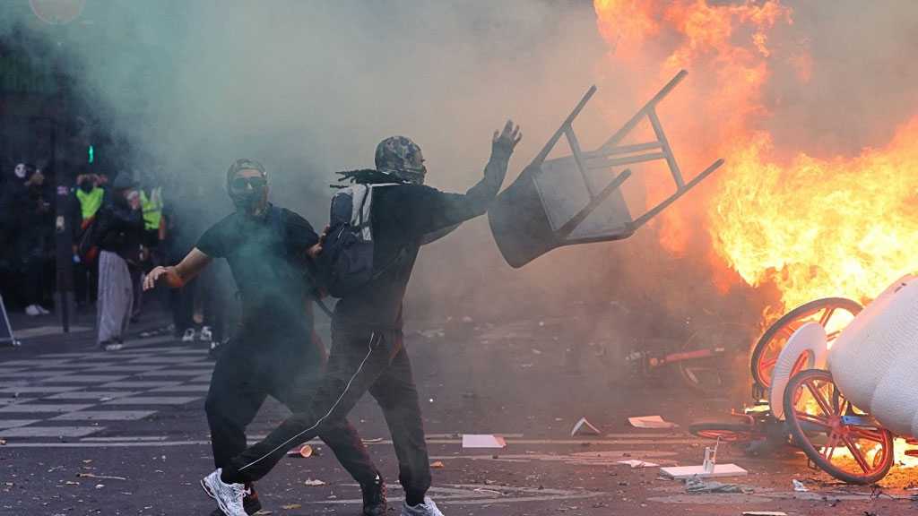 French Senate Approves Bill Holding Protesters Financially Responsible for Riot Damage