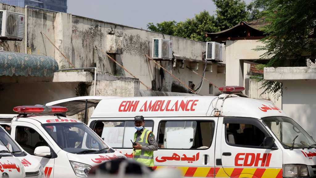 Nine Killed as Oxygen Cylinder Explosion Sets Ambulance Ablaze in Southern Pakistan