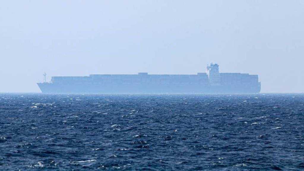 UKMTO: Explosions Hit Tankers in Strait of Hormuz