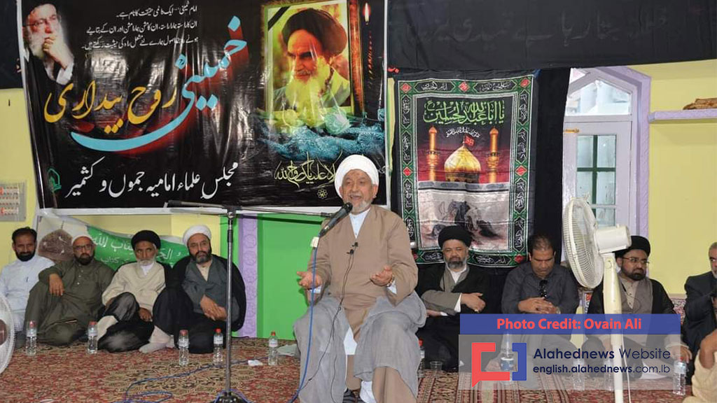 Kashmiris Mark Imam Khomeini’s 33rd Departure Anniversary [Photos]