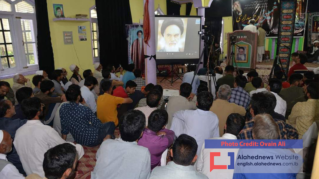 Kashmiris Mark Imam Khomeini’s 33rd Departure Anniversary [Photos]